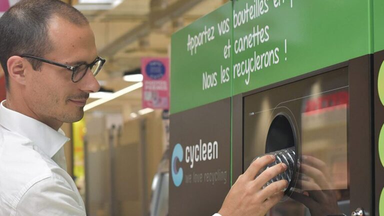 Optez pour la gourde et vous limiterez les déchets de bouteilles et de cannettes