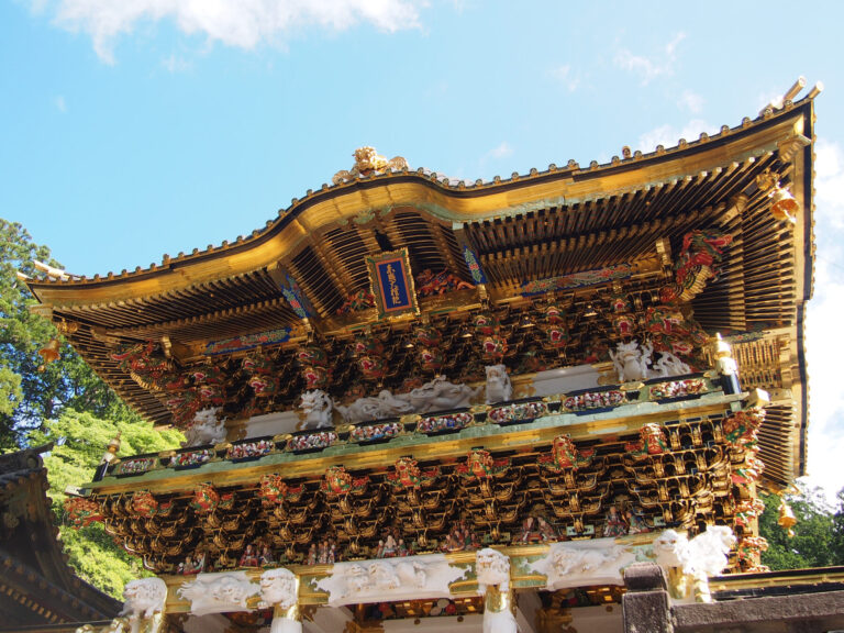 Le Sanctuaire de Toshogu à Nikko honorant Tokugawa Ieyasu: découvrez l’un des joyaux culturels du Japon